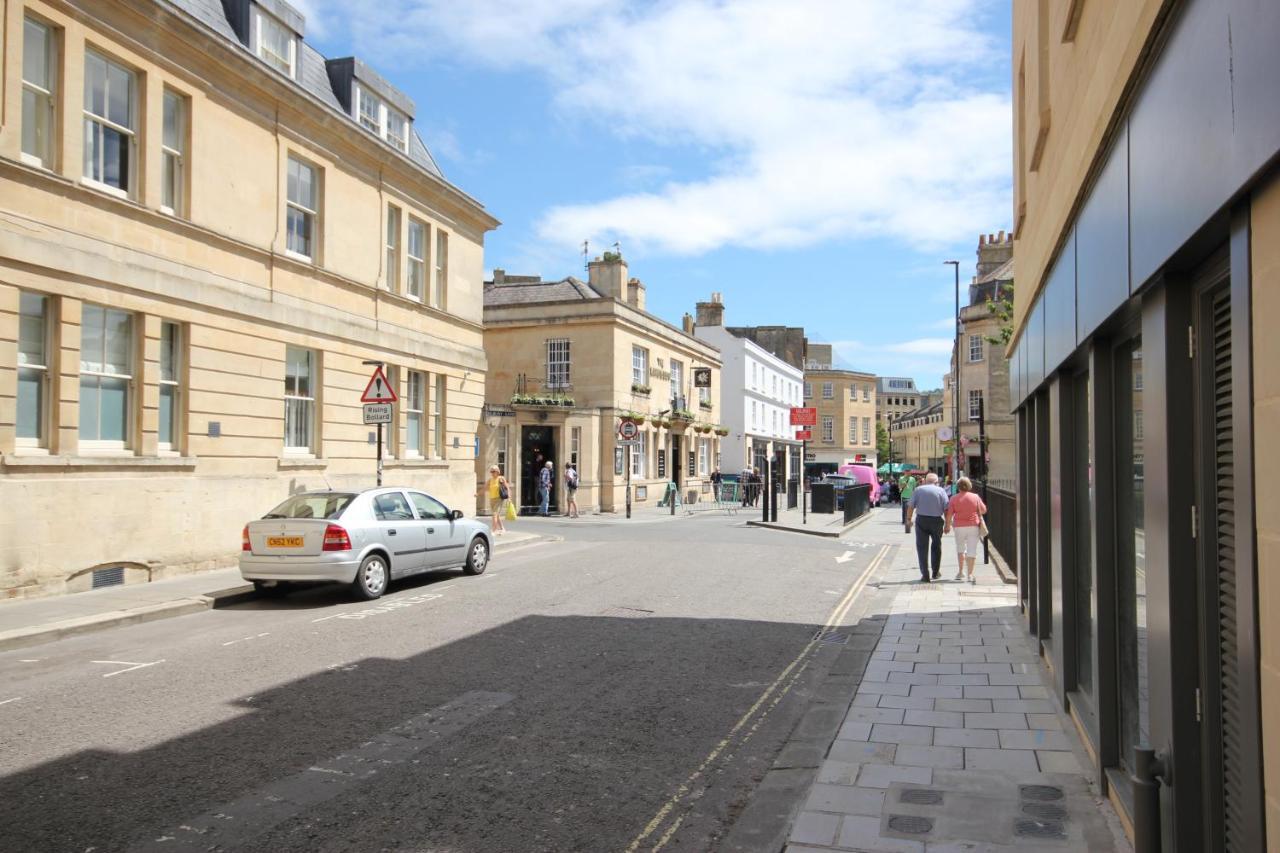 The Danbury, Lower Borough Walls บาธ ภายนอก รูปภาพ